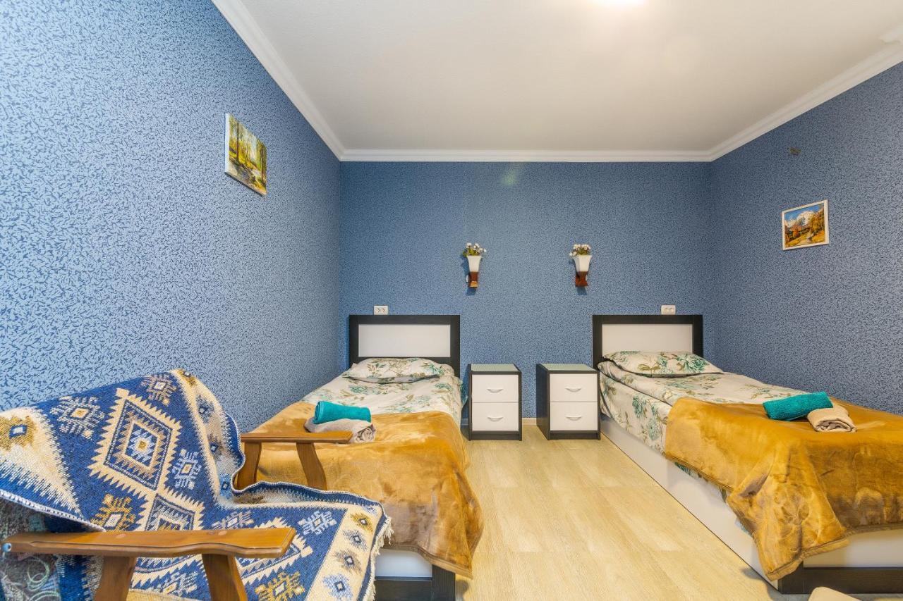 Guest House Poligloti Telavi Exteriér fotografie